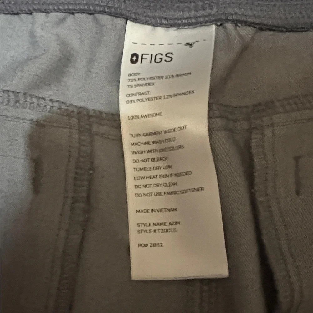 Figs‎ Men's Charcoal Cargo Pants